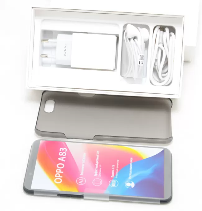 Комплект поставки Oppo A83