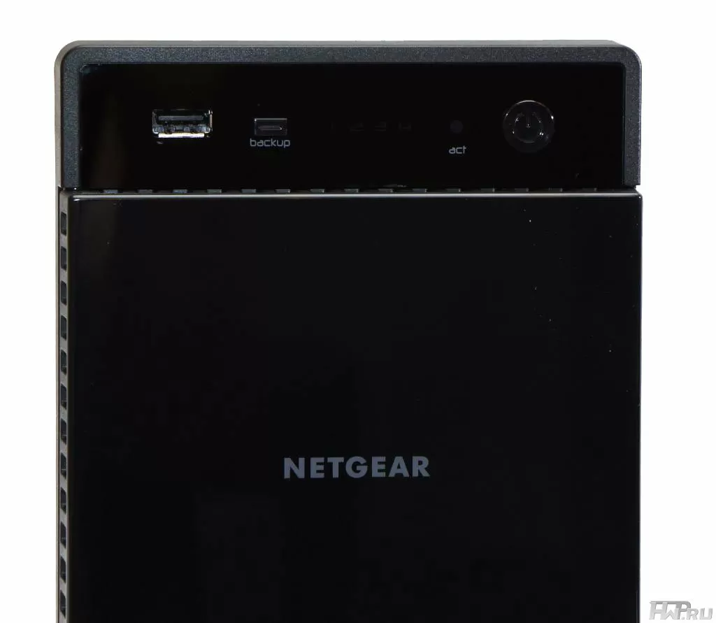 Обзор самого доступного четырёхдискового NAS - NETGEAR RN10400 | hwp.ru