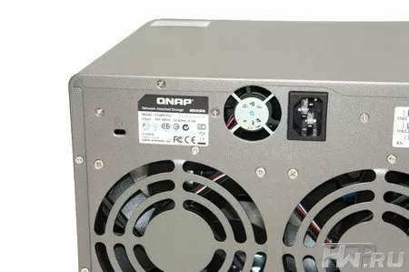 QNAP TS-869 Pro