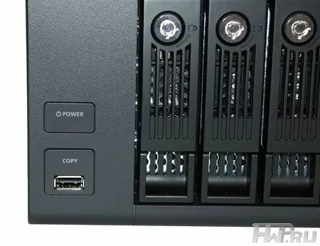 QNAP TS-869 Pro