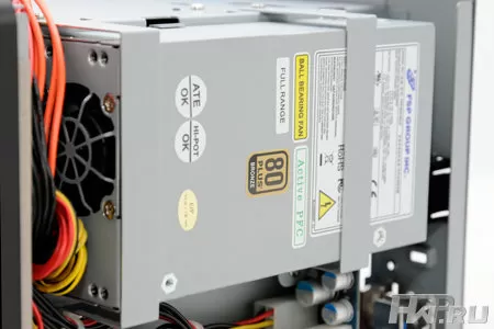 Файловый сервер Synology DS1812+