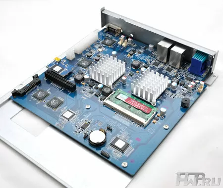 Материнская плата NAS-а Synology DS2411+