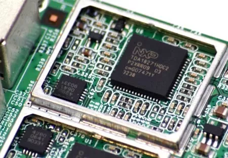 ВЧ-блоки NXP TDA18271HDC2