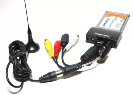 ТВ-тюнер AverTV Hybrid+ FM Cardbus