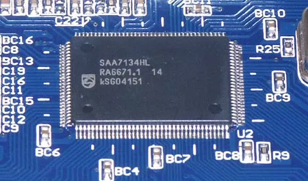 Чип Philips SAA7134HL