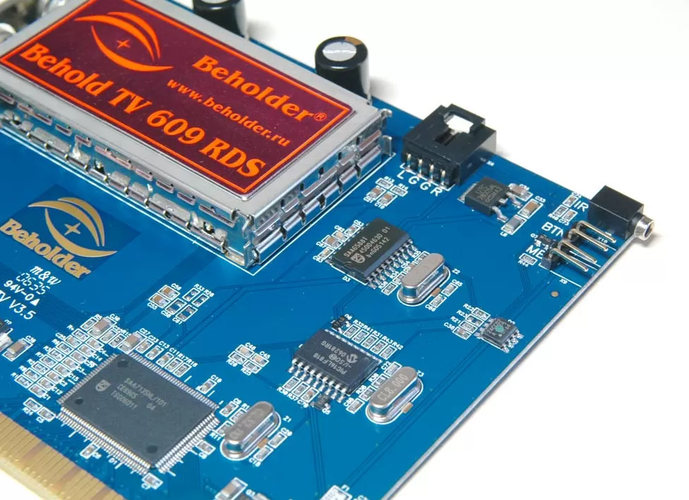 Боярскаяның жалаңаш бейне фотосуреті Жалаңаш әйел ер адамдармен суреті