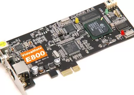 ТВ-тюнер Compro VideoMate E800 - светодиоды