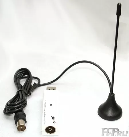 iconBIT TV-Hunter Hybrid HD Stick U400 FM