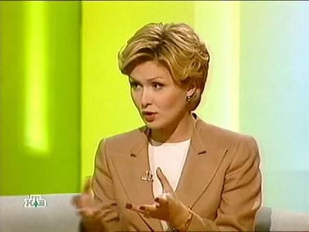 Известная телеведущая