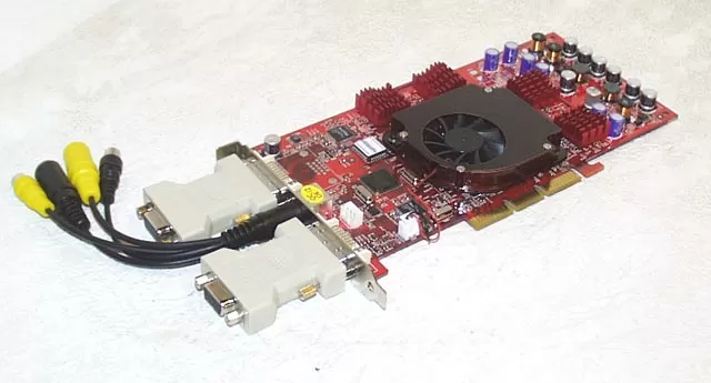 Gainward PowerPack Ultra/750XP Golden Sample со шнурами