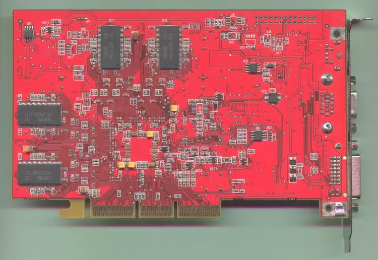 PowerMagic Radeon 8500 - вид сзади