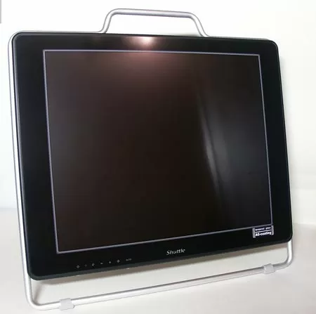 Дизайн LCD монитора Shuttle XP17