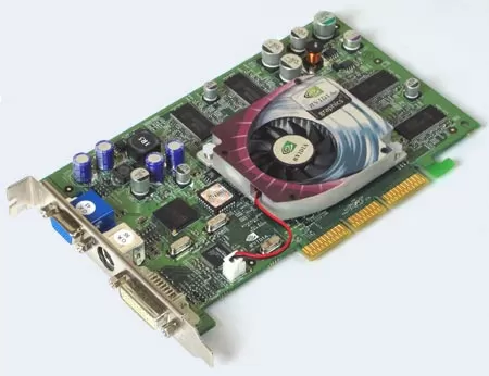 Sparkle GeForce4 Ti4200-8x