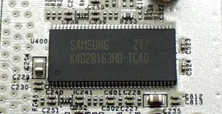 Чип видеопамяти на Triplex Ti4200-8x