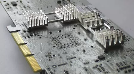 Радиаторы, установленные на видеокарте