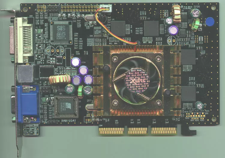 Видеокарта SiS Xabre 600 - вид спереди