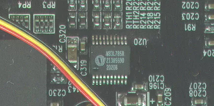 Чип аппаратного мониторинга WinBond W83L85R